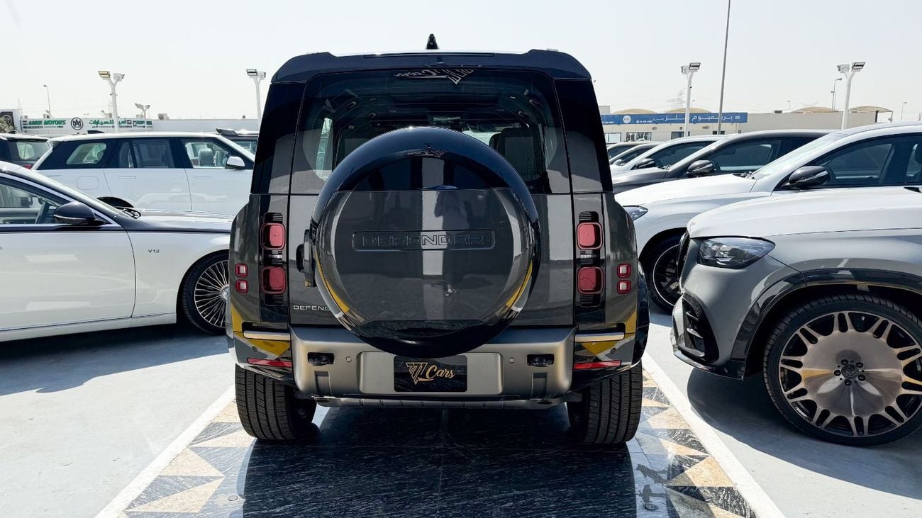 Land Rover Defender P400 110 X-Dynamic HSE 3.0L (7 Seater)