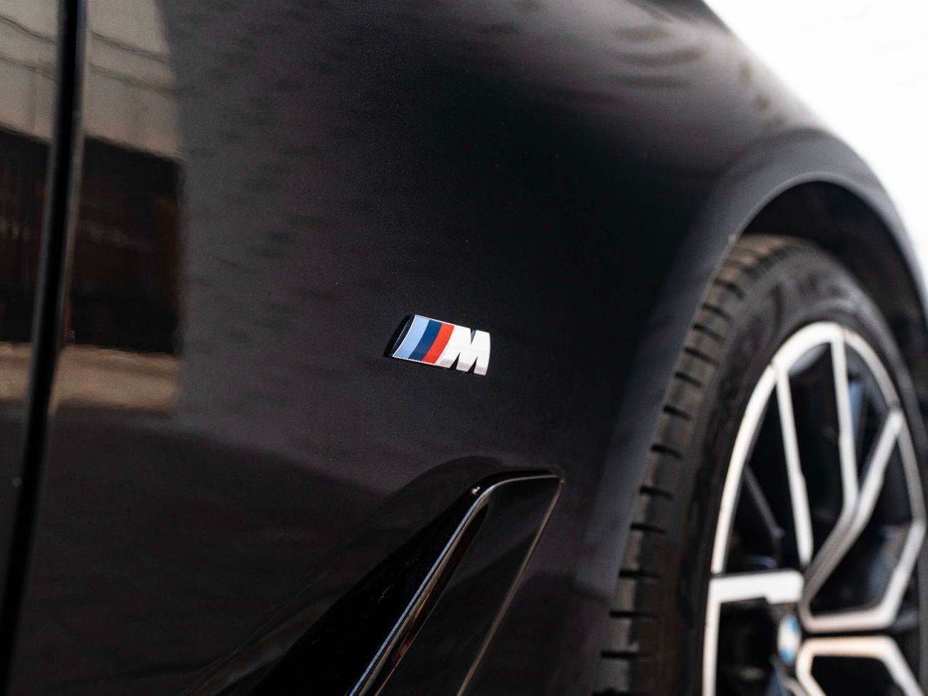 BMW 520i M Sport Comfort 2.0L