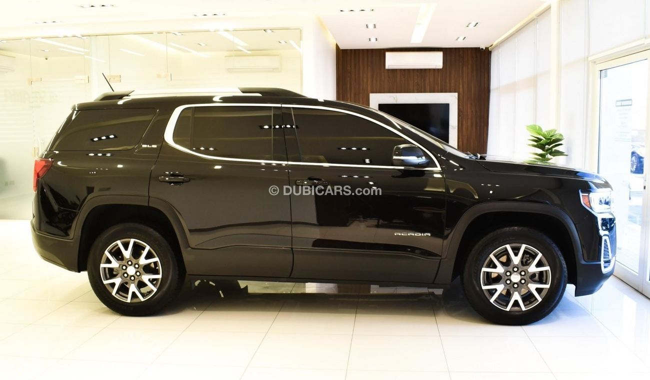 جي أم سي أكاديا SLE