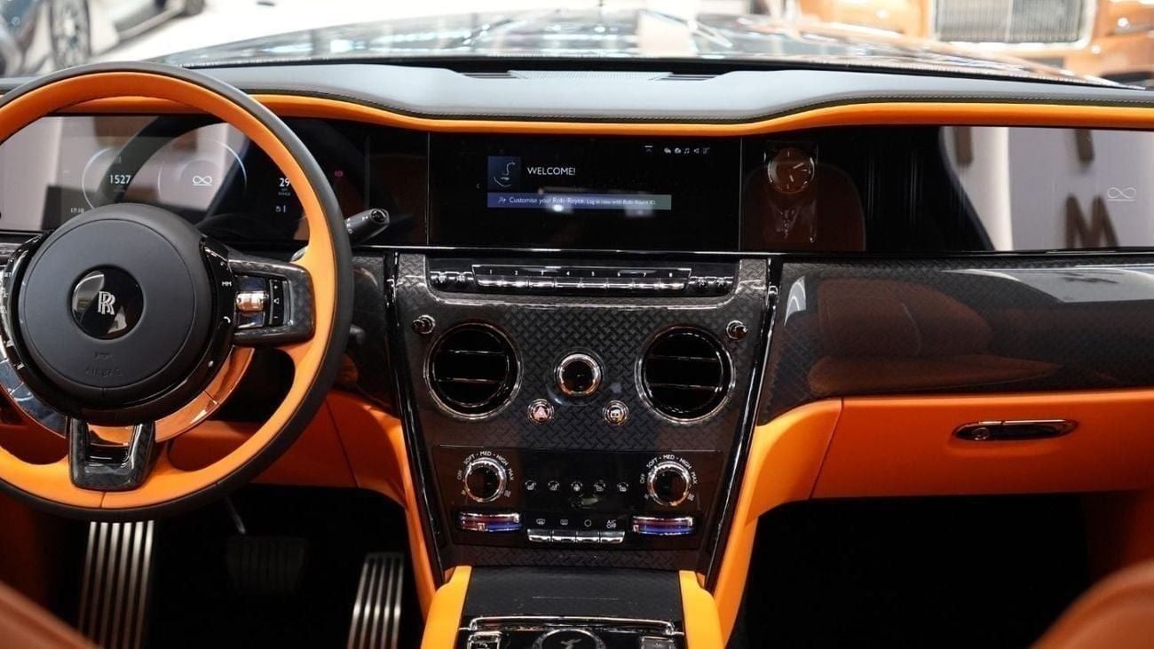 Rolls-Royce Cullinan | Black Badge - 2025 | NEW SPECIAL CLOUD INTERIOR | SPECIAL ORDER | FULL OPTION | PERFECT CONDITION