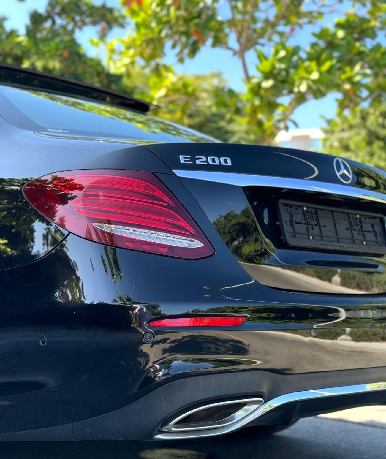 مرسيدس بنز E200