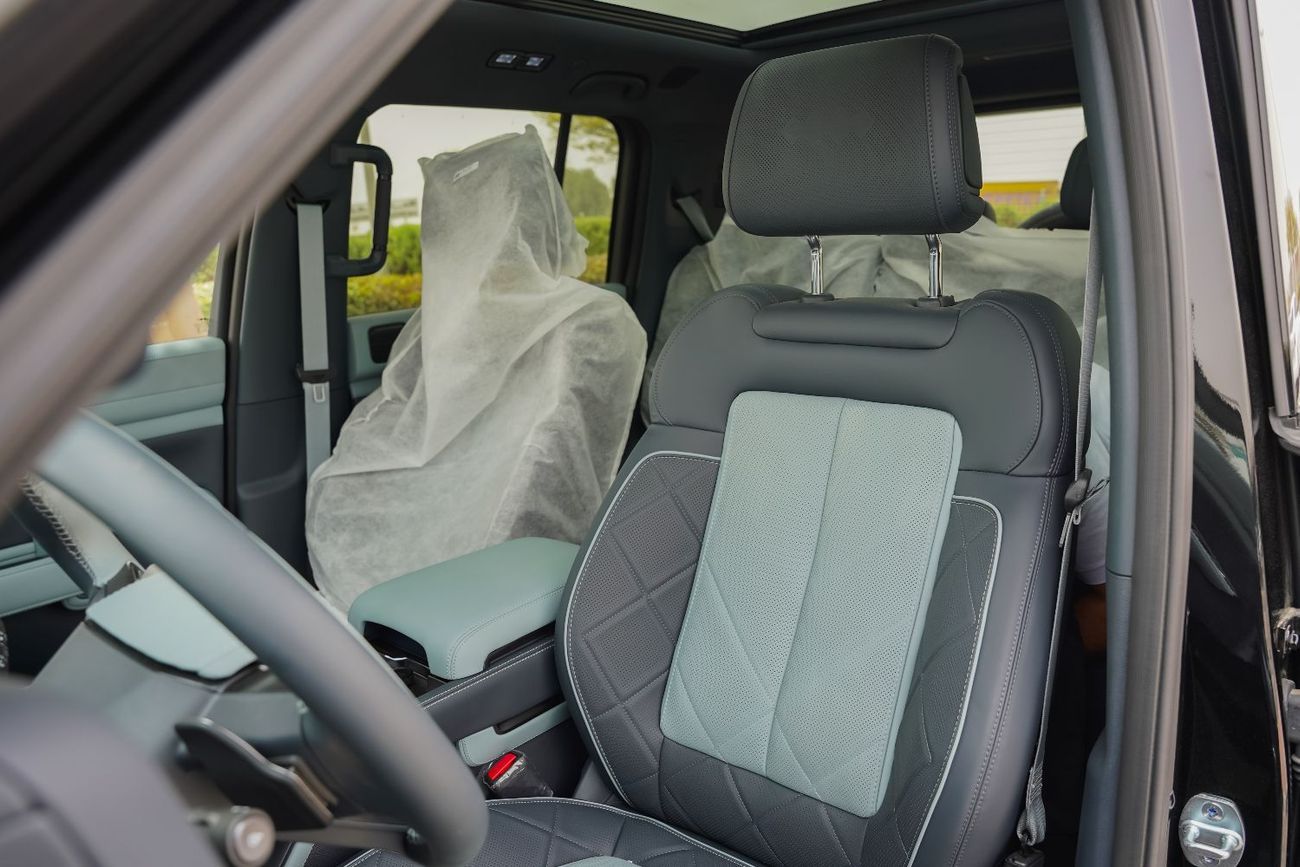 BYD Leopard 5 2025 BYD Leopard 5 Ultra Intelligent Drive Black in Blue 0km