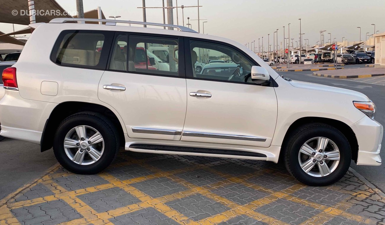 Toyota Land Cruiser Full option