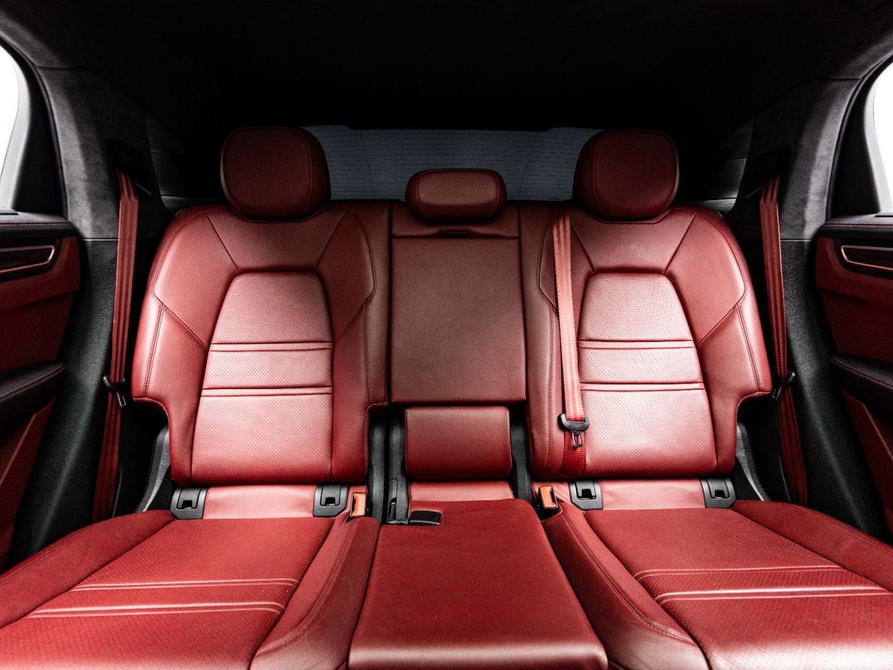 Porsche Cayenne GTS The BEST Ramadan Offer in the UAE - Limited Time Only, May 2026 Porsche Warranty, Low KM's, GCC