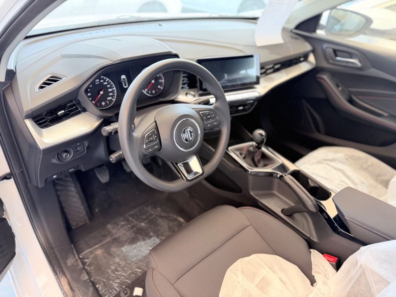 MG 5 MG 5 1.5L – A modern and fuel-efficient saloon