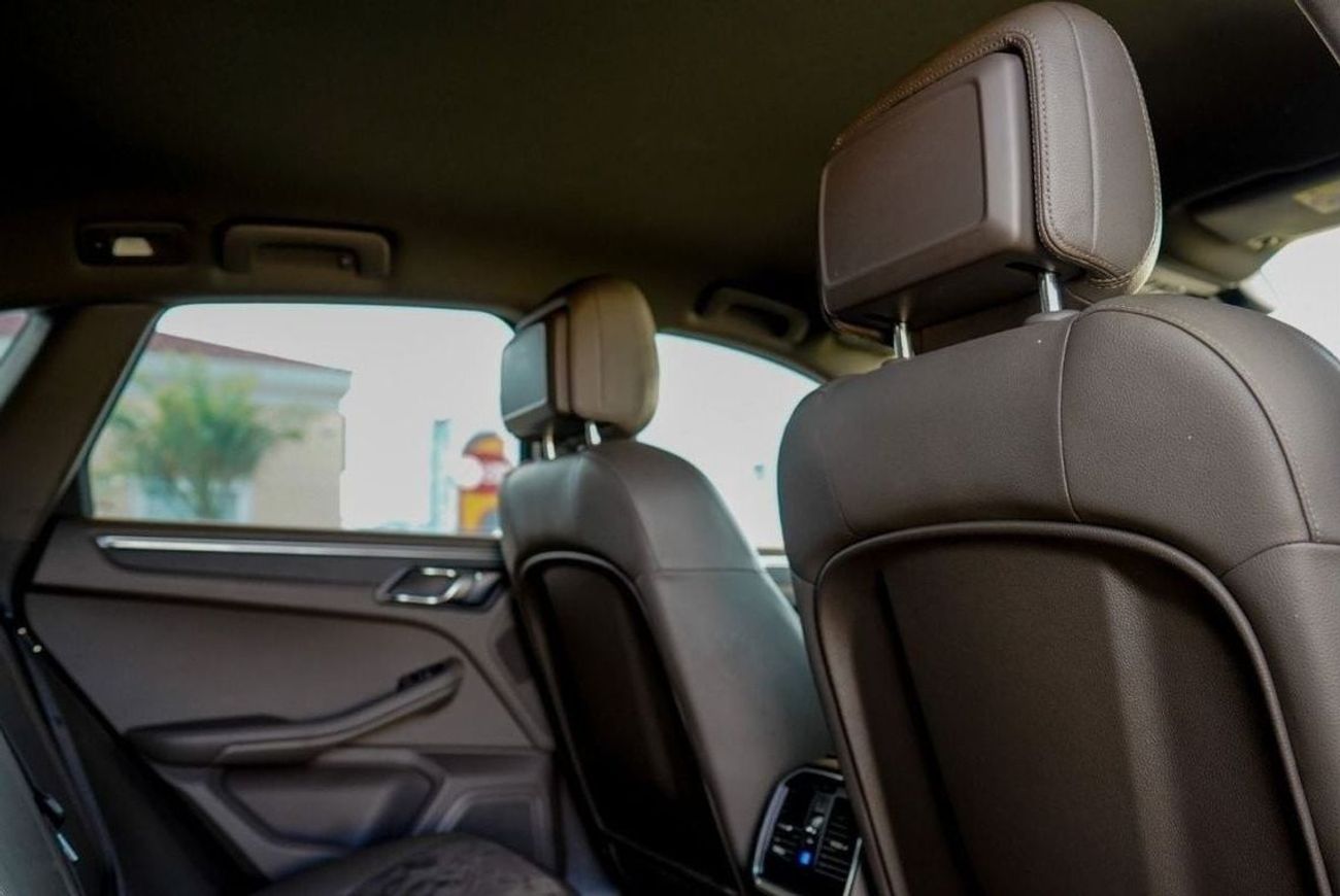 بورش ماكان Std