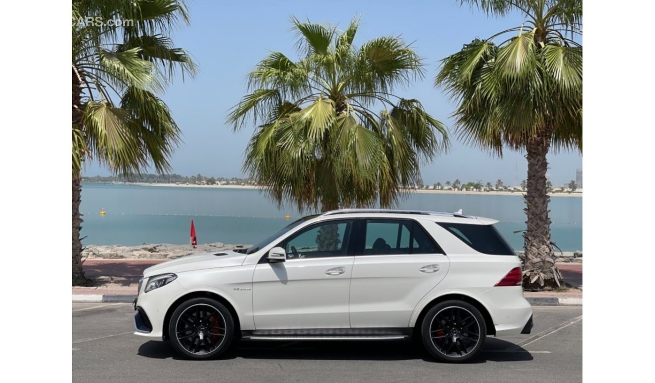 مرسيدس بنز GLE 63 AMG مرسيدس بنز جي ال اي 63 خليجي