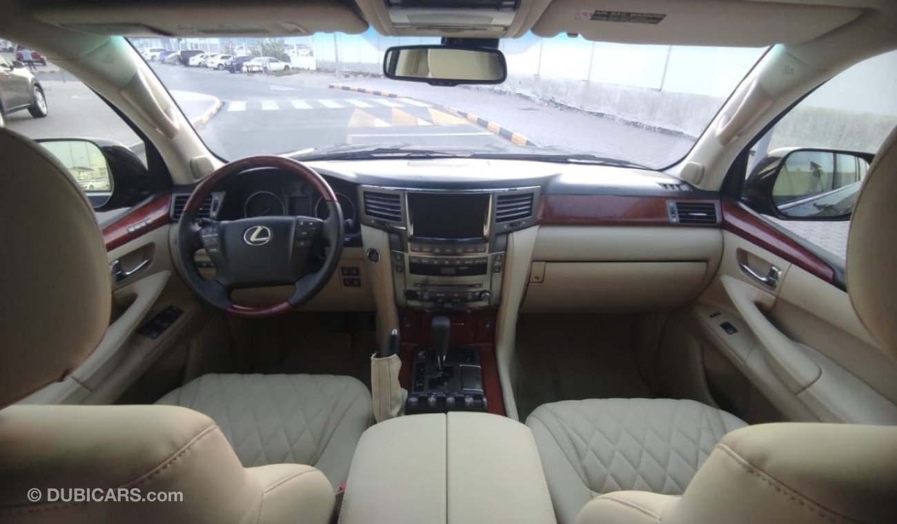 Lexus LX570 V8 full options upgrade 2021