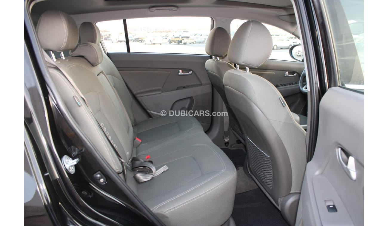 كيا سبورتيج كيا سبورتاج 2015 خليجي بانوراما  بحالة ممتازة بدون صبغ بدون حوادث نظيفه جدا من الداخل والخارج