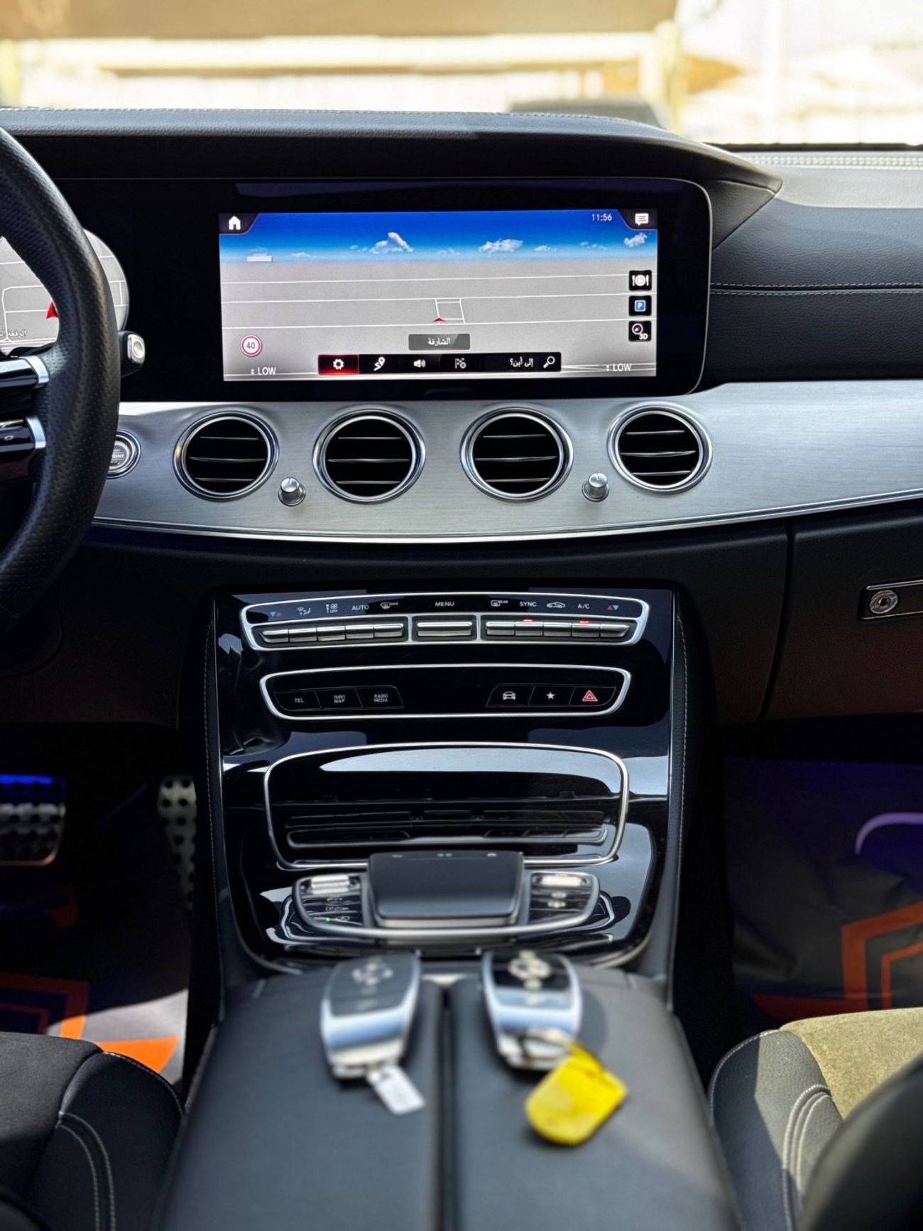 مرسيدس بنز E200 2.0L