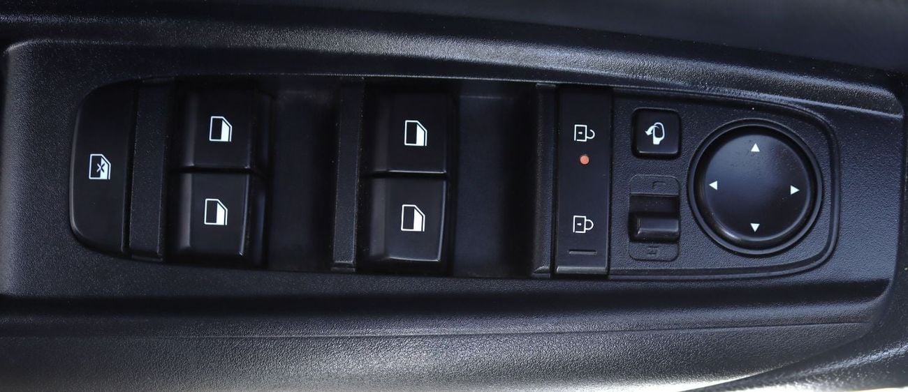 كيا سونیٹ كيا سونيت 2025 - خليجى - بدون حوادث - محرك 1.6 - ممشى قليل - بحاله ممتازه