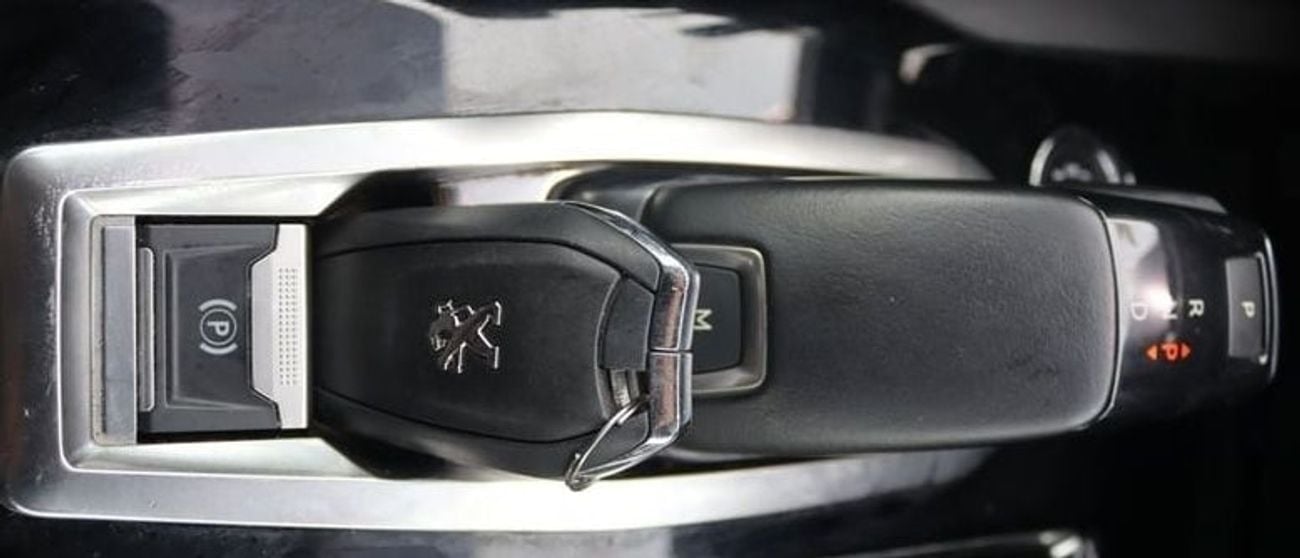 بيجو 3008 بيجو 3008 خليجى بحاله ممتازه محرك 1.6 سى سى وممشى 56000 كم وسعر 52000  درهم