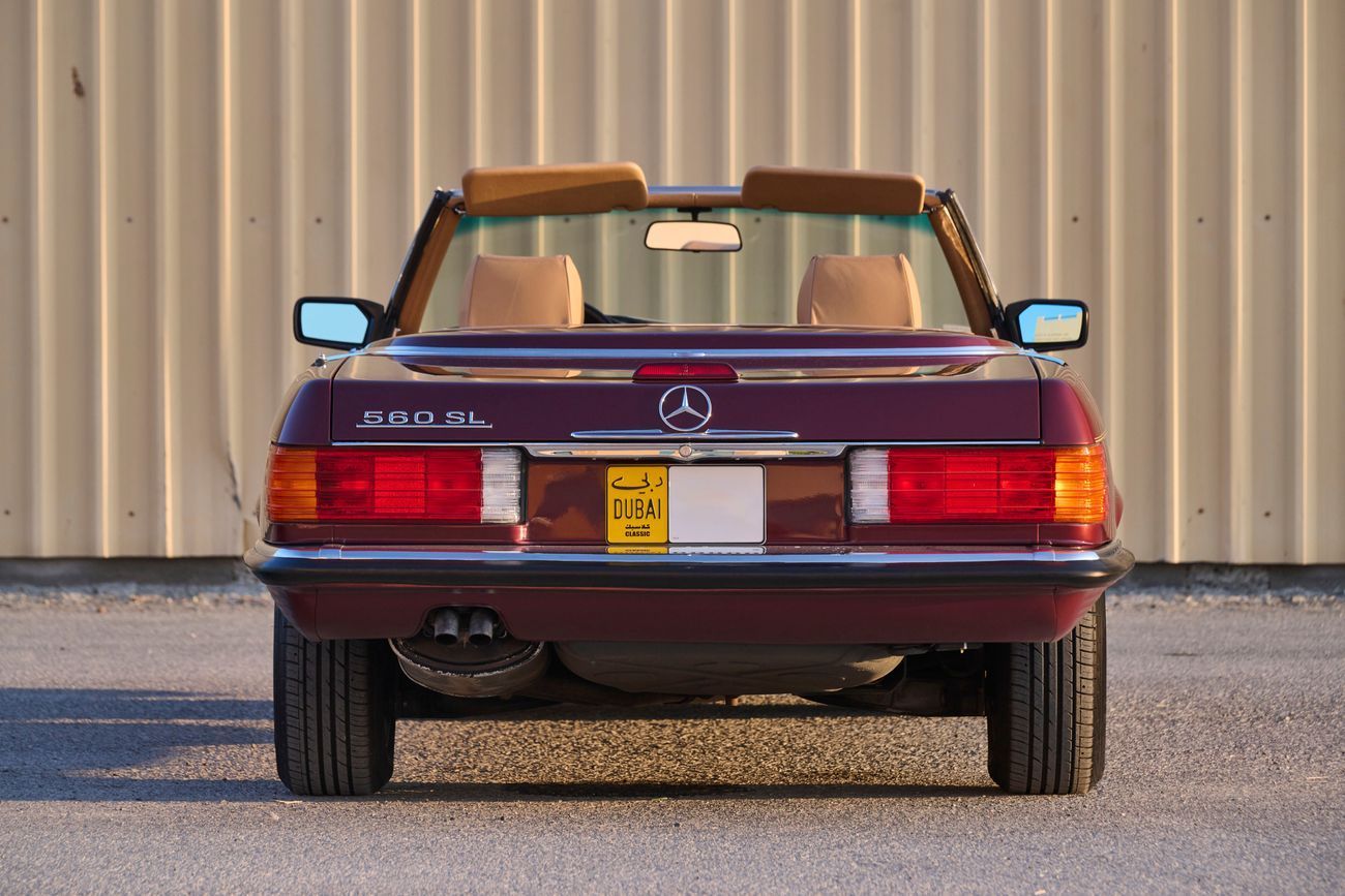 Mercedes-Benz SL 560 - 23,000 Original Kilometres