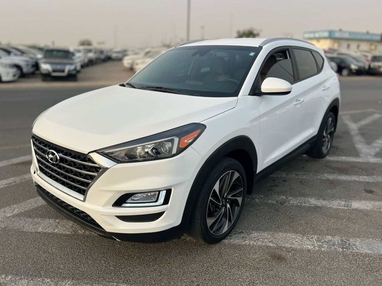 Hyundai Tucson 2021 HYUNDAI TUCSON LIMITED 2.4L V4 - LEATHER & ELECTRIC SEATS - PUSH START - AUTO TRUNK -