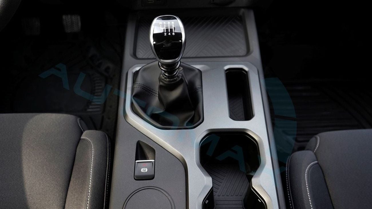 Rely R8 Standard (For Export , НА ЭКСПОРТ) Standard 2.3T RWD GCC 2026 Без пробега