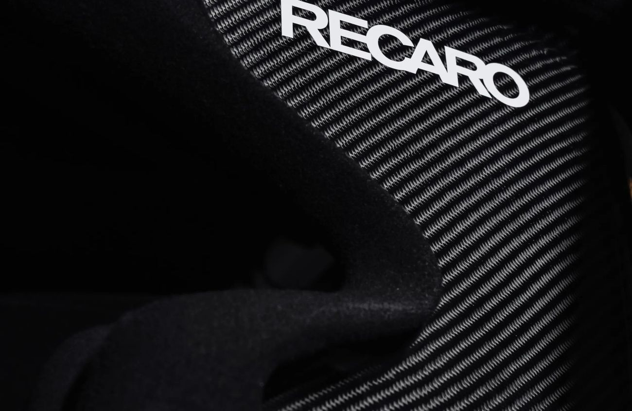 Porsche 911 3.8L F-6 Twin-Turbocharged Engine