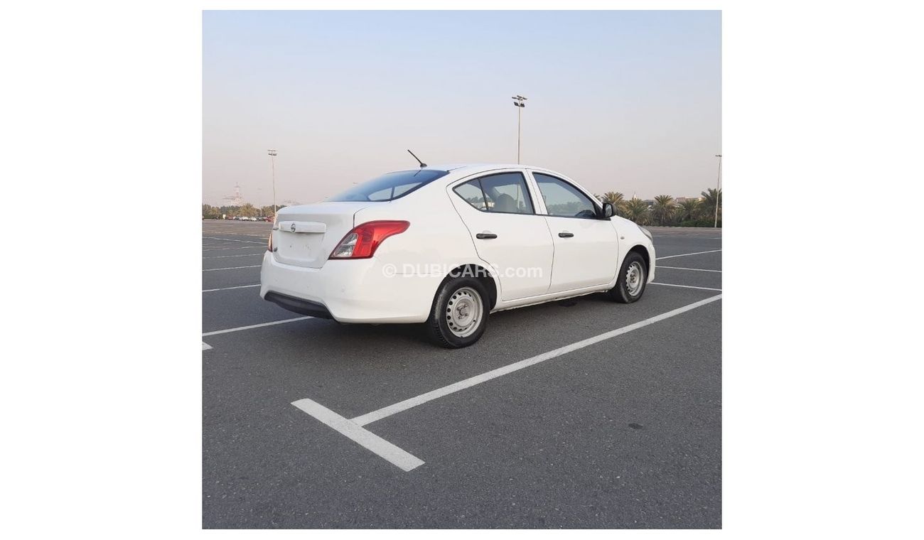 نيسان صني NISSAN SUNNY Model 2018 Gcc full automatic Excellent Condition