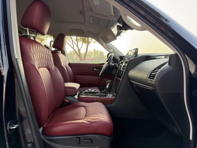 Nissan Patrol LE PLATINUM CITY, миниатюра 28