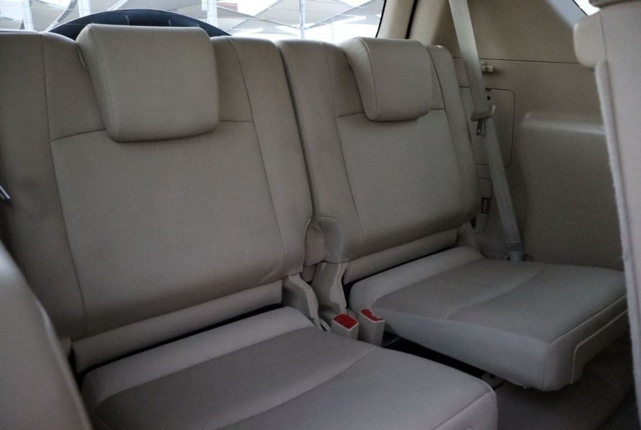 تويوتا برادو VXR 4.0L 4WD Toyota Prado VX.R / 2015 / GCC / V6 / Free Accident