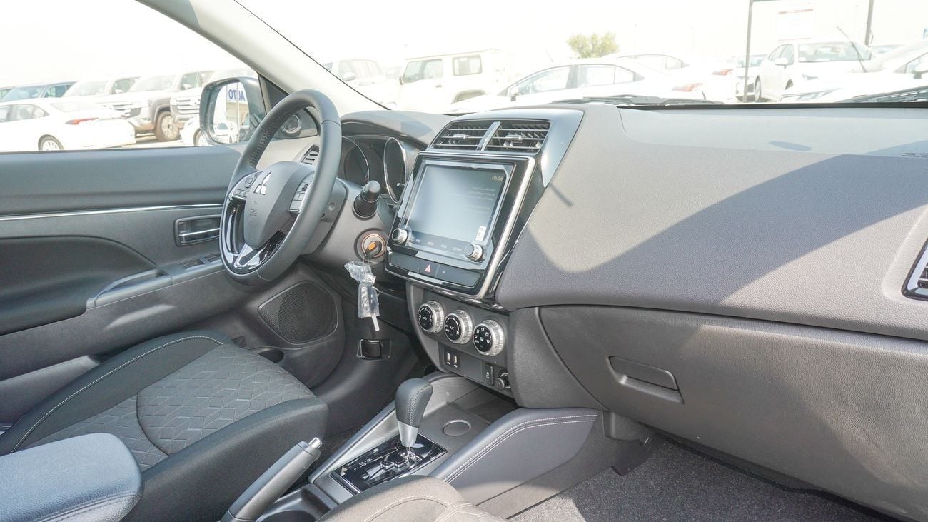 Mitsubishi ASX Brand New Mitsubishi ASX MidLine 2025 2.0L 2WD A/T Petrol White/Grey(ASX-MEDLINE-2WD-25)