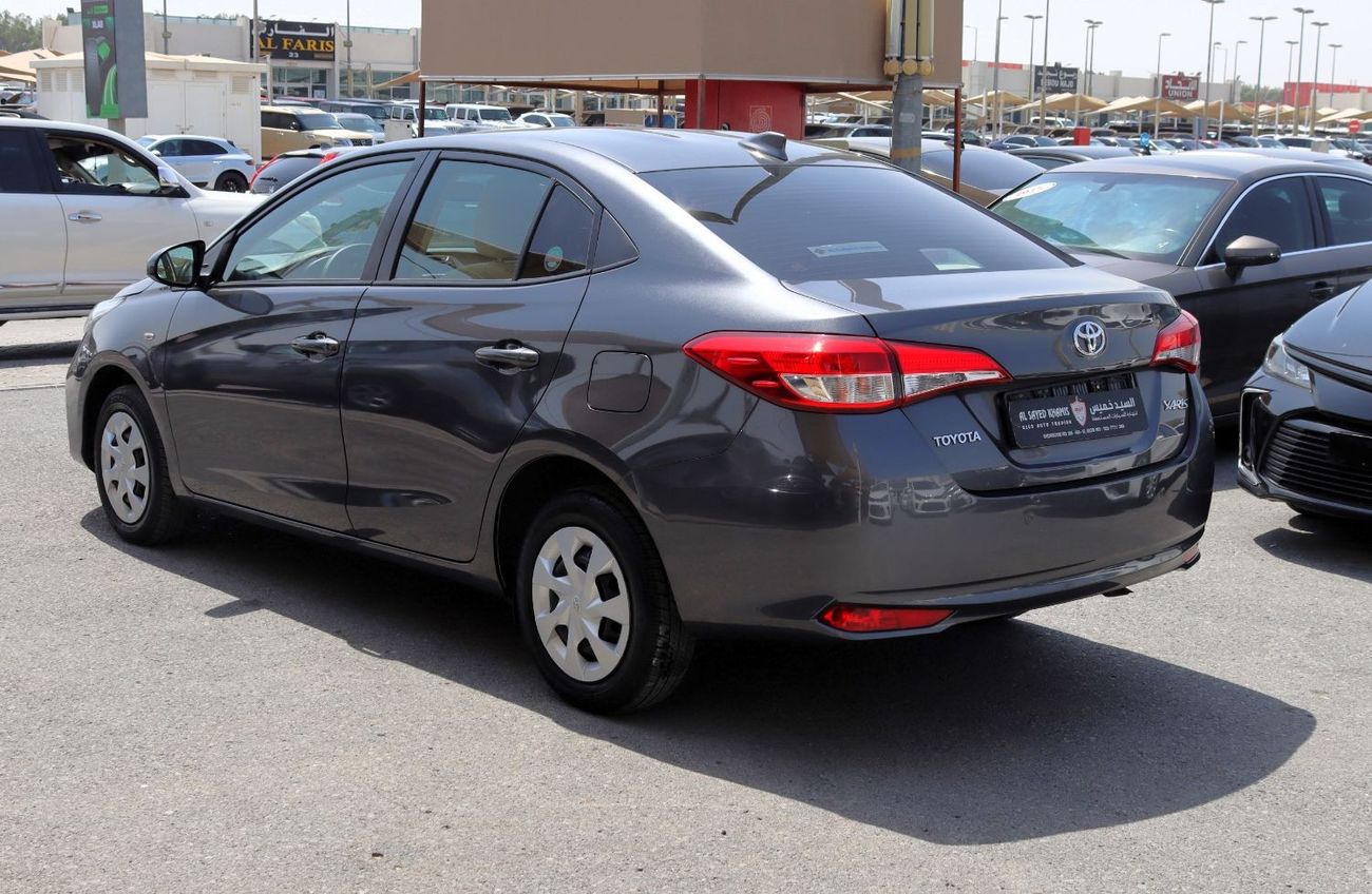Toyota Yaris Y2 ACCIDENTS FREE - GCC - ORIGINAL PAINT - ENGINE 1500 CC - PERFECT CONDITION INSIDE OUT