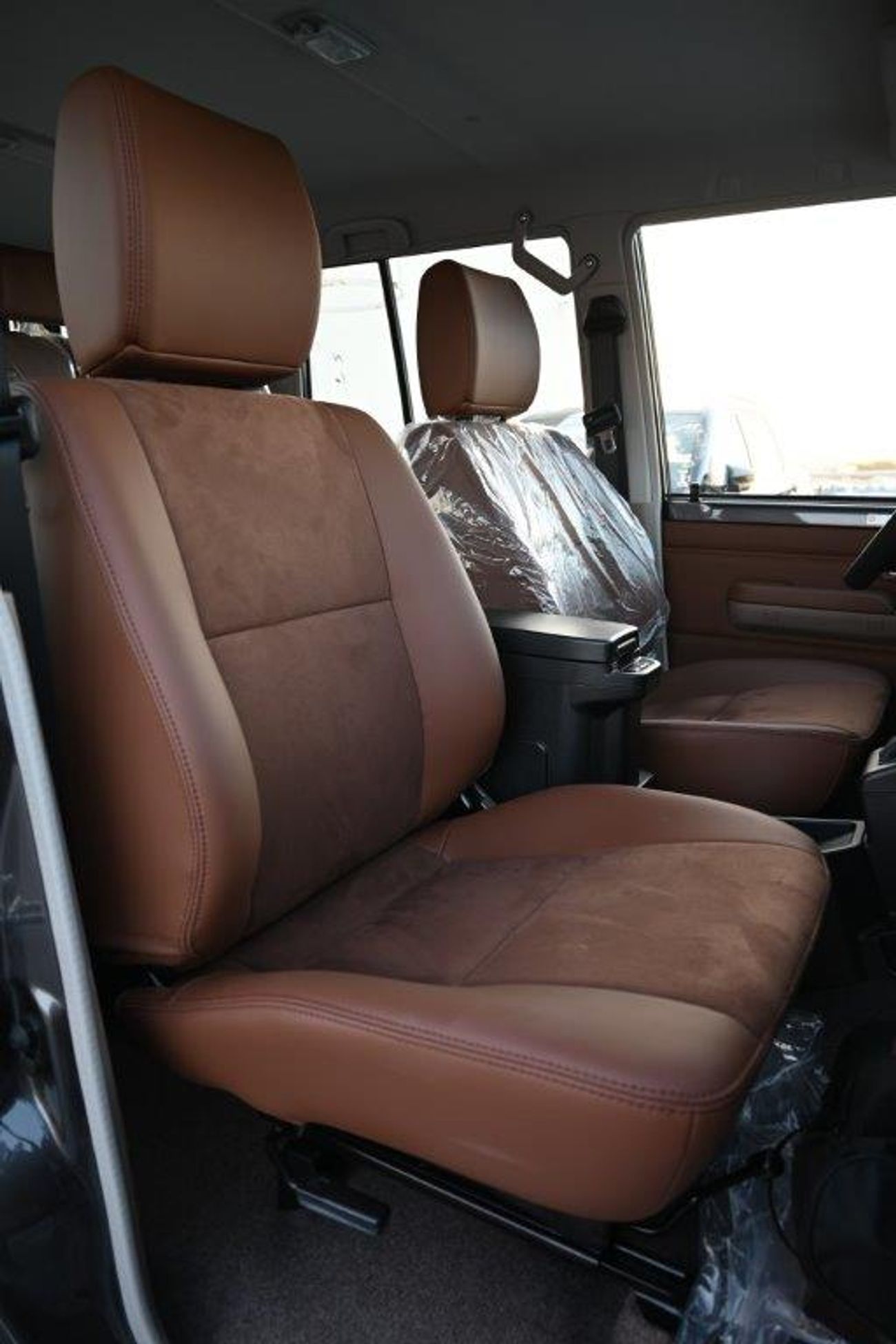 Toyota Land Cruiser 70 S-DLX 2.8L (5 Door) ONLY FOR EXPORT