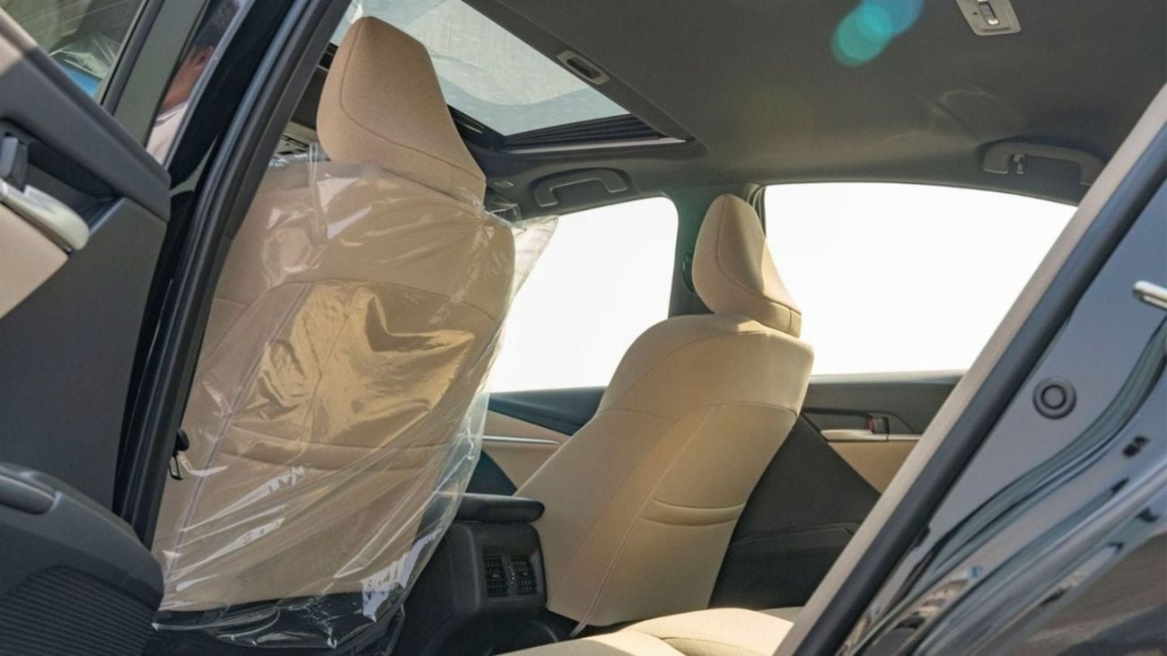 Toyota Camry 2025 Toyota Camry LE facelift 2.5L Petrol AT with Sunroof - GCC (Export price)