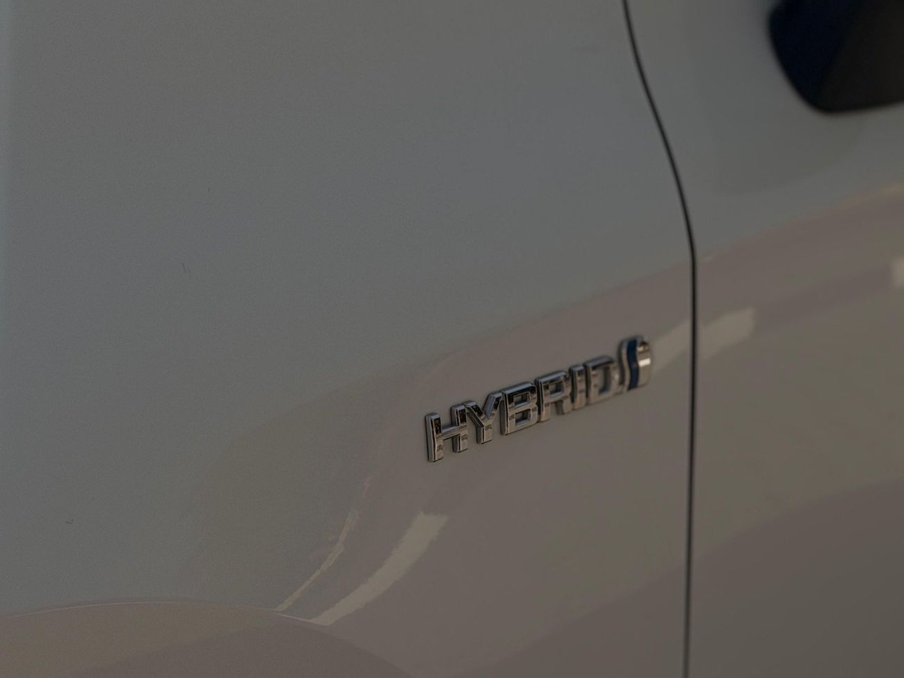 تويوتا كورولا Hybrid