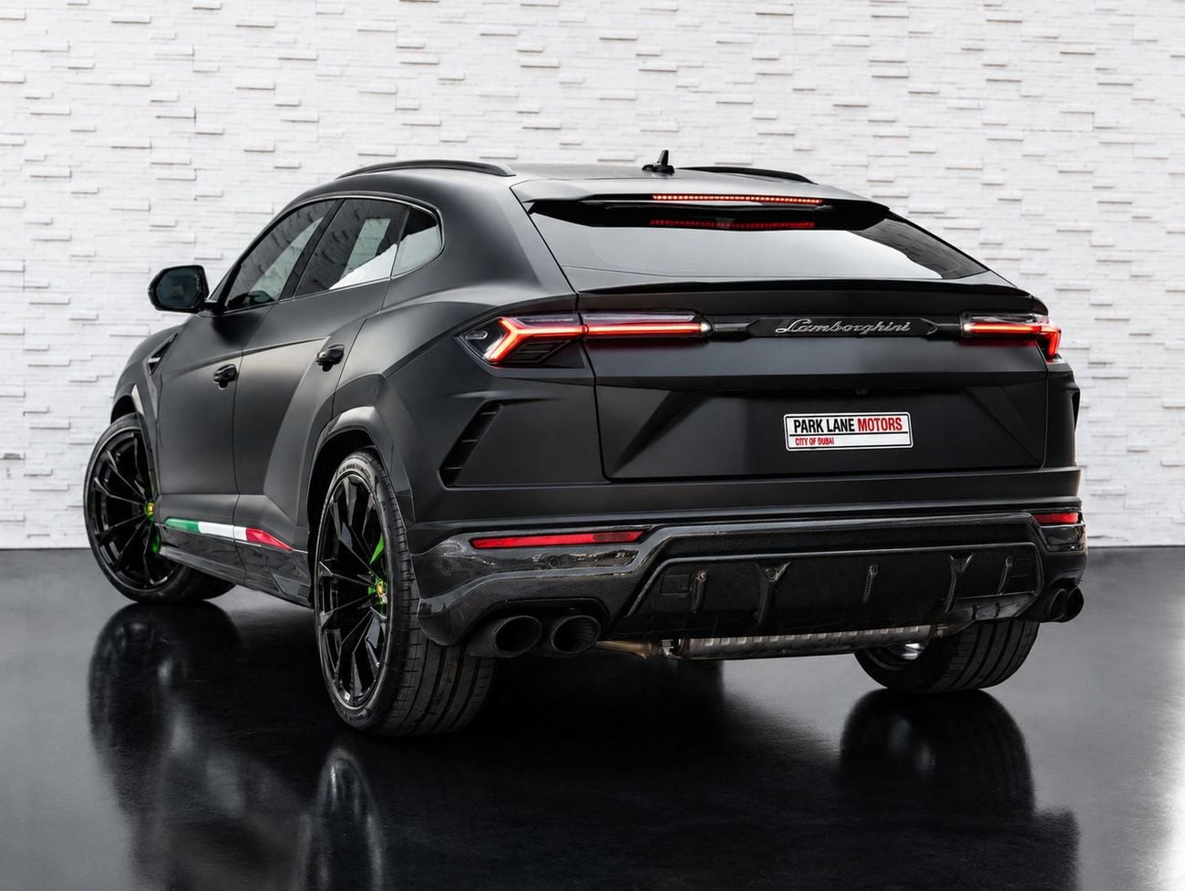 Lamborghini Urus STD