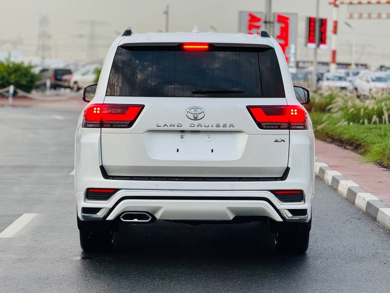 Toyota Land Cruiser Zx top of the range
