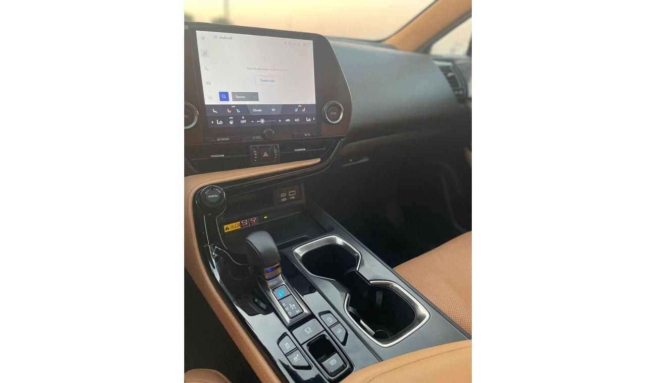 لكزس NX 300 2023 Lexus NX300 Premium 2.4L V4 Turbo - 4x4 AWD Full Option - 14,800 Mileage