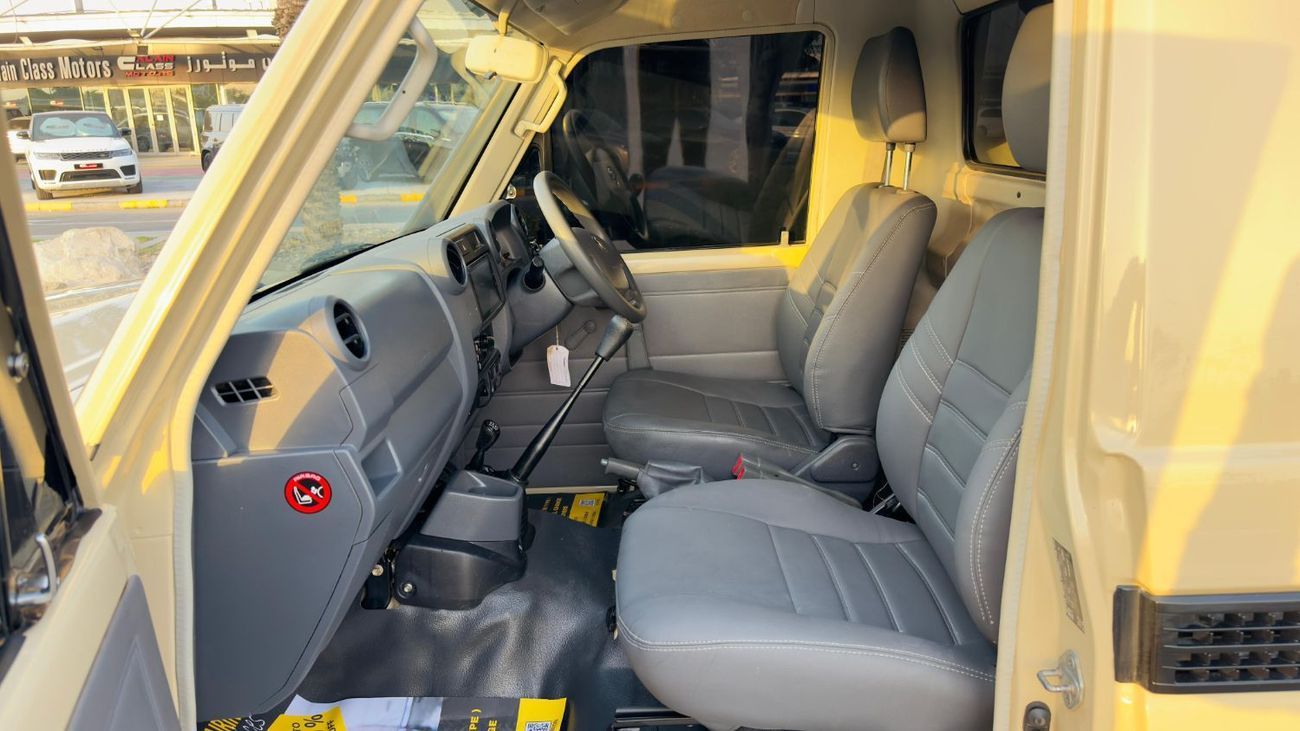 Toyota Land Cruiser Pick Up Single Cab | 4.5L Diesel Manual | RHD | ARB Bull Bar, Snorkel & Roof Basket | 4WD