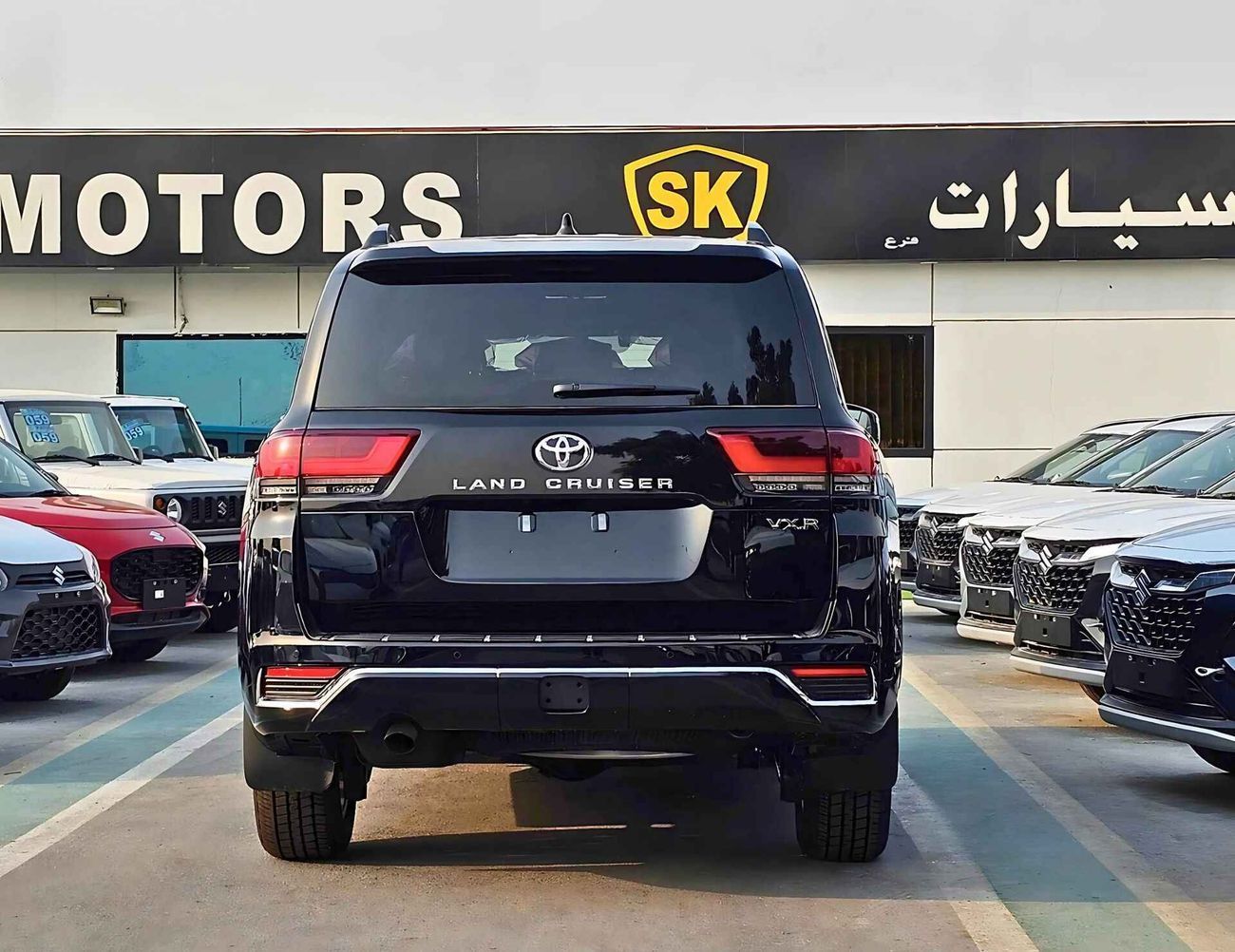 تويوتا لاند كروزر VXR 3.5L