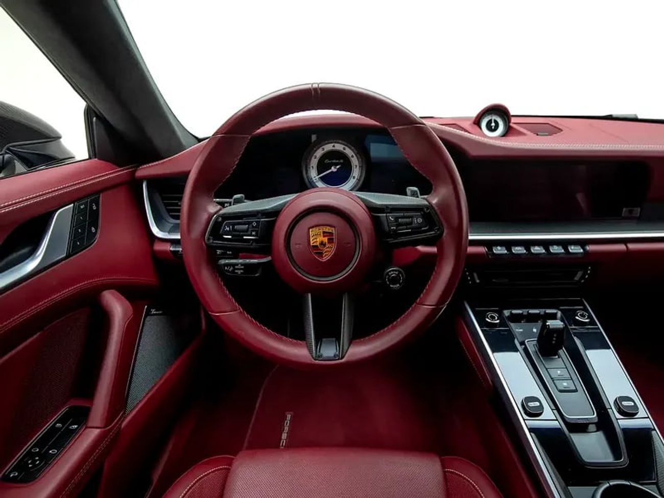 Porsche 911 Turbo S 3.8L (640 HP) Coupe | With Upgraded Akrapovic Titanium Exhaust | GCC Spec | With Warranty