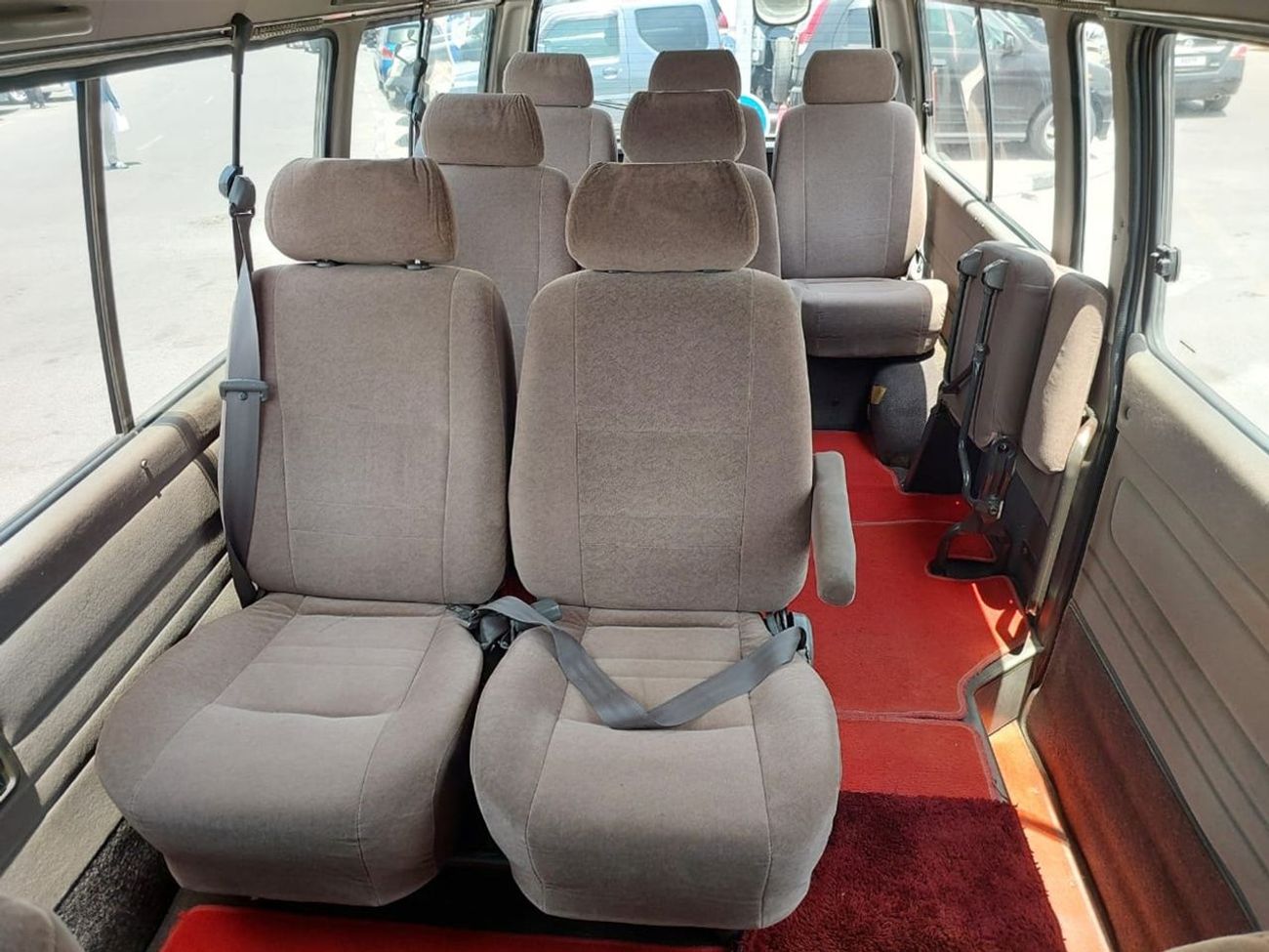 Toyota Hiace TOYOTA HIACE COMMUTER VAN RHD 2001 MODEL 3.0 L DIESEL AUTOMATIC(PM02656)