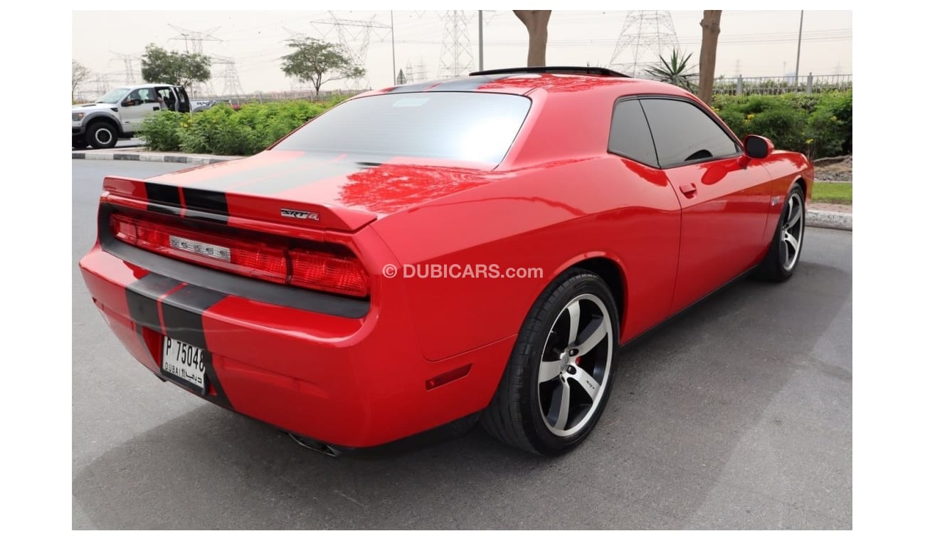 Dodge Challenger 6’4 HEMI 392 V8 GCC 16V