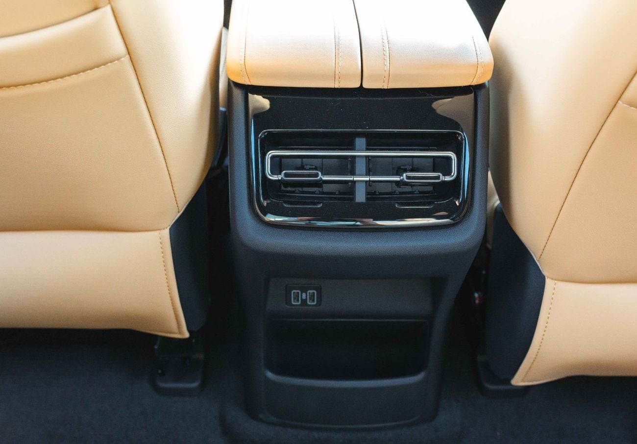 تشنجان يوني ك CHANGAN UNI-K 2025 – 2.0L Turbo, AWD, Petrol ( White ) FOR EXPORT ONLY
