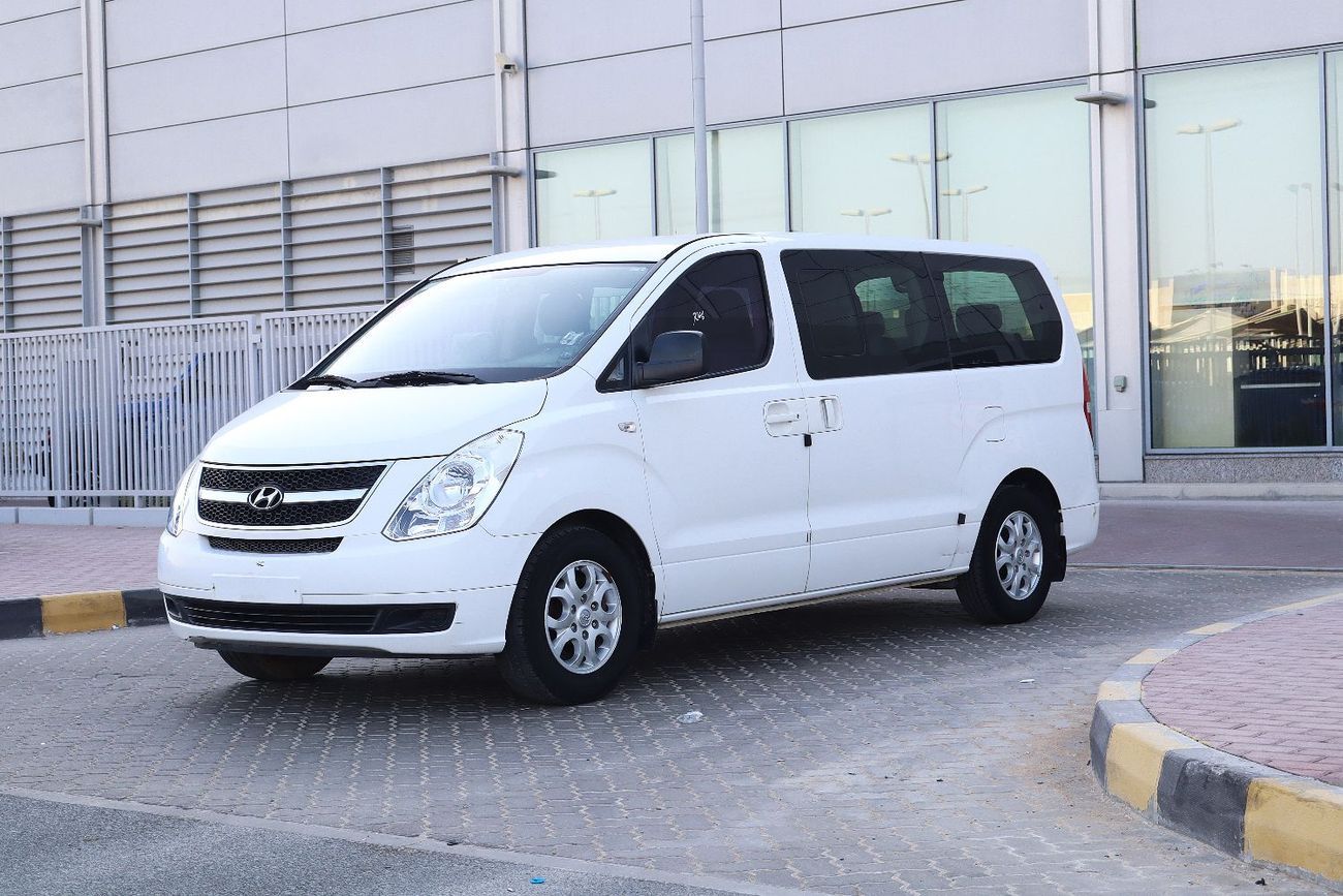 هيونداي H1 ستاريكس Hyundai H1 12-Seater Passenger Van 2016