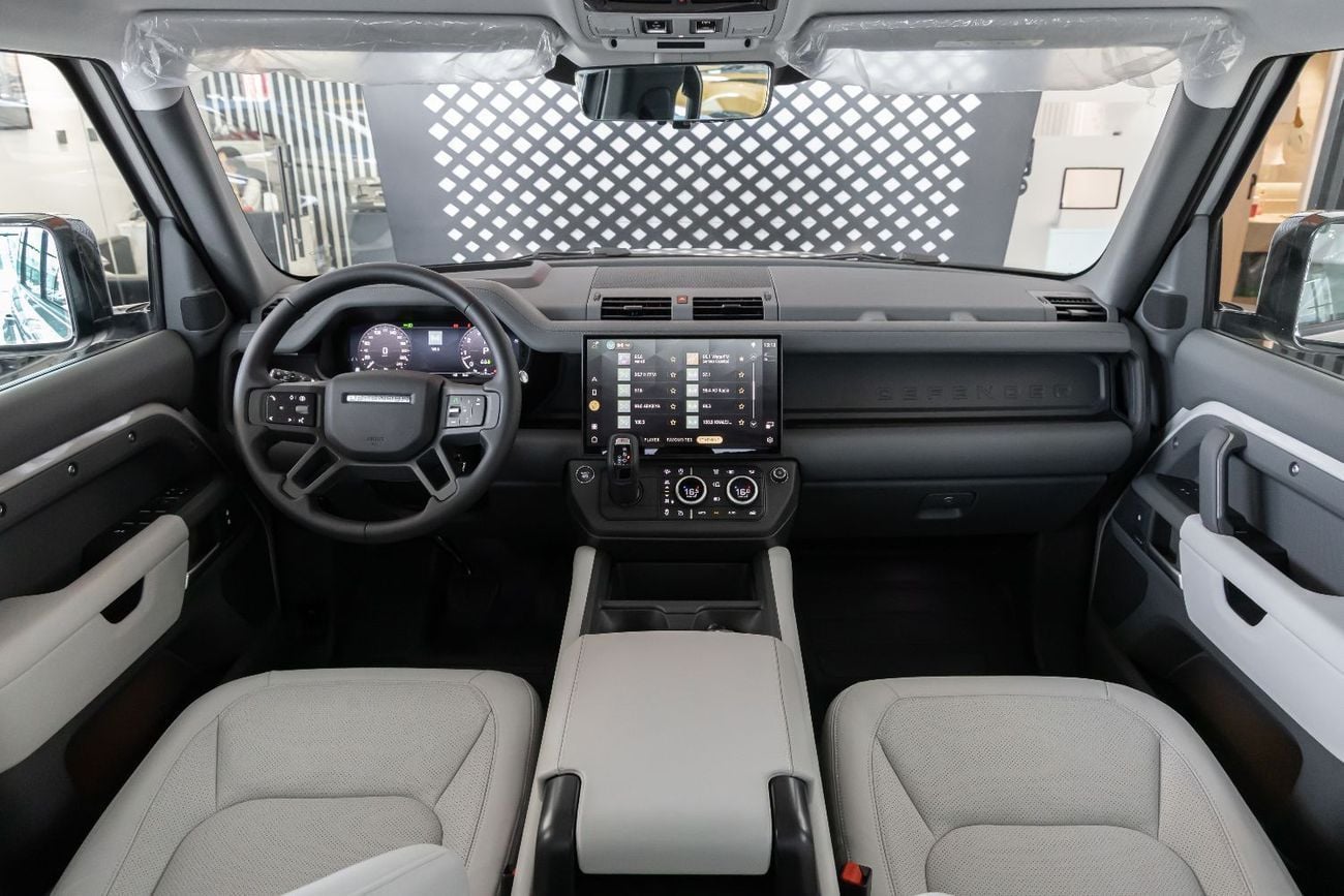 Land Rover Defender Land Rover Defender | 110 X-Dynamic HSE (P400) | GCC Specs | 2026 (Export)