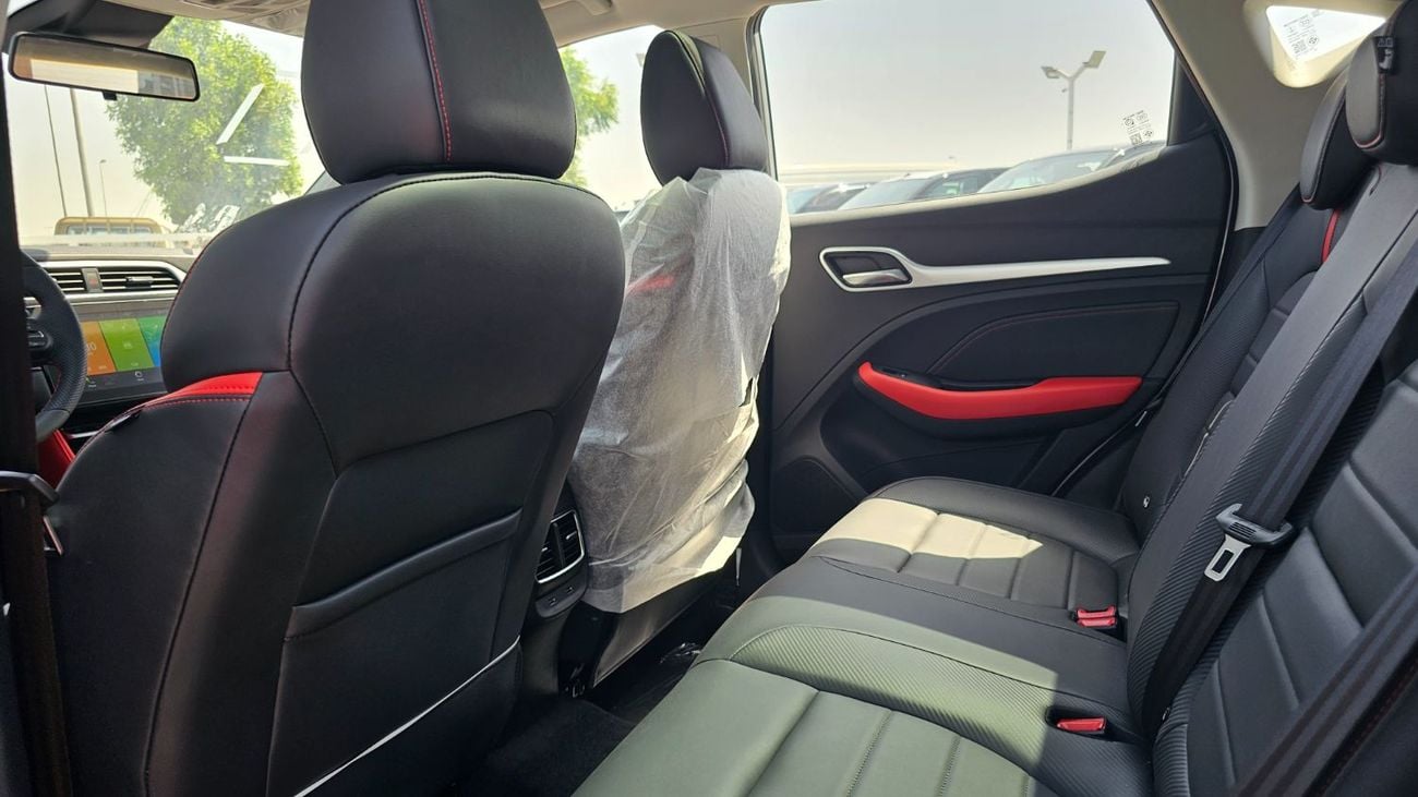 MG ZS MG ZS 1.5 LUXURY WIHT PANORAMIC SUNROOF LEATHER SEATS 2025 MODEL