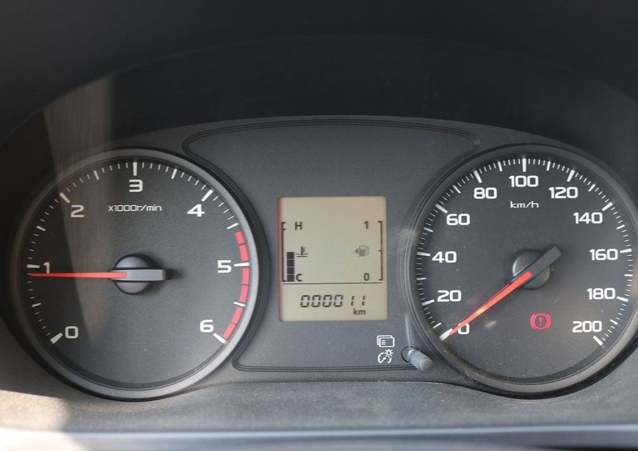 Mitsubishi L200 4x4 | Diesel Engine 2.5L | Double Cab | Power Locks and Windows | Export Only