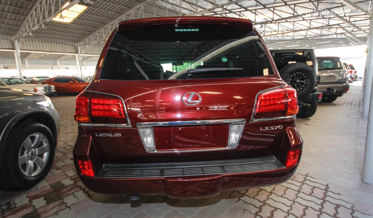 Lexus LX570