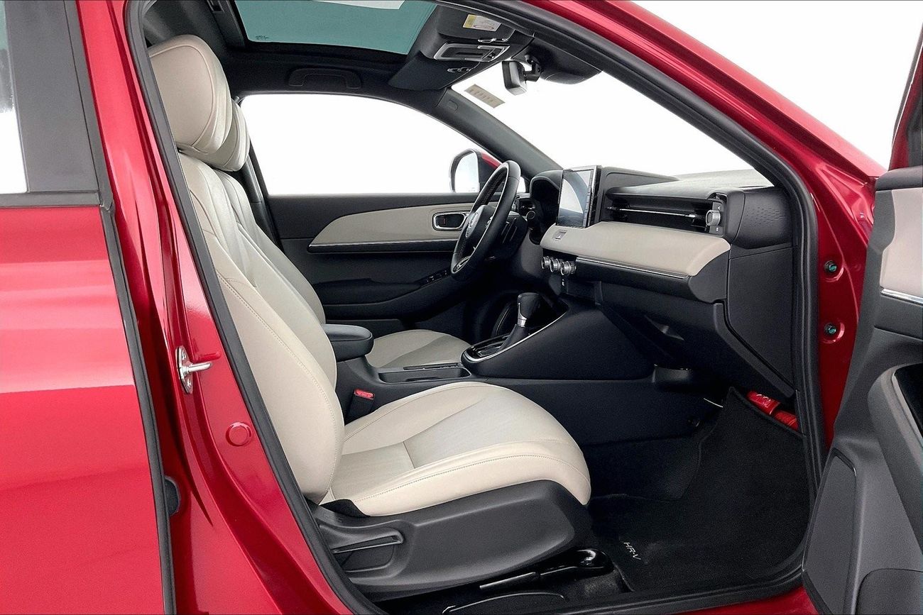 Renault Duster LE | 1 year free warranty | 0 Down Payment