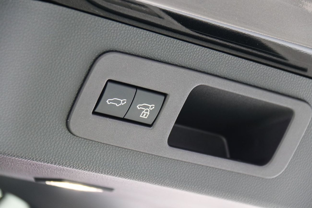 لكزس LX 600 VIP 3.5L LX600 VIP 2025 | BLACK- FLAIR | BEST EXPORT PRICE