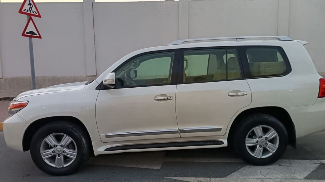 Toyota Land Cruiser 2014 gxr v6