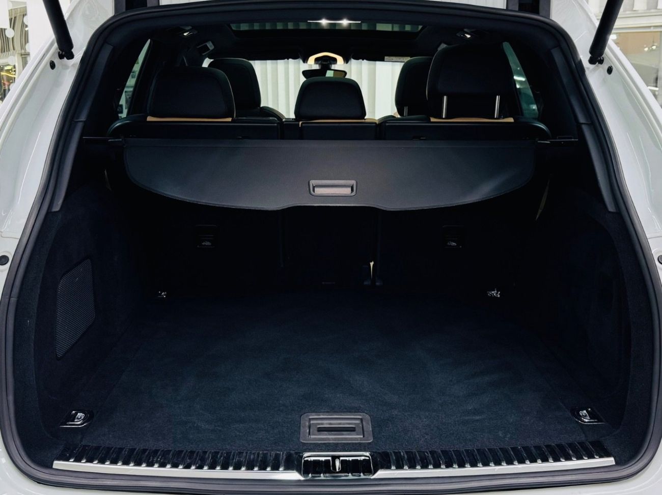 Porsche Cayenne Platinum Edition 3.6L