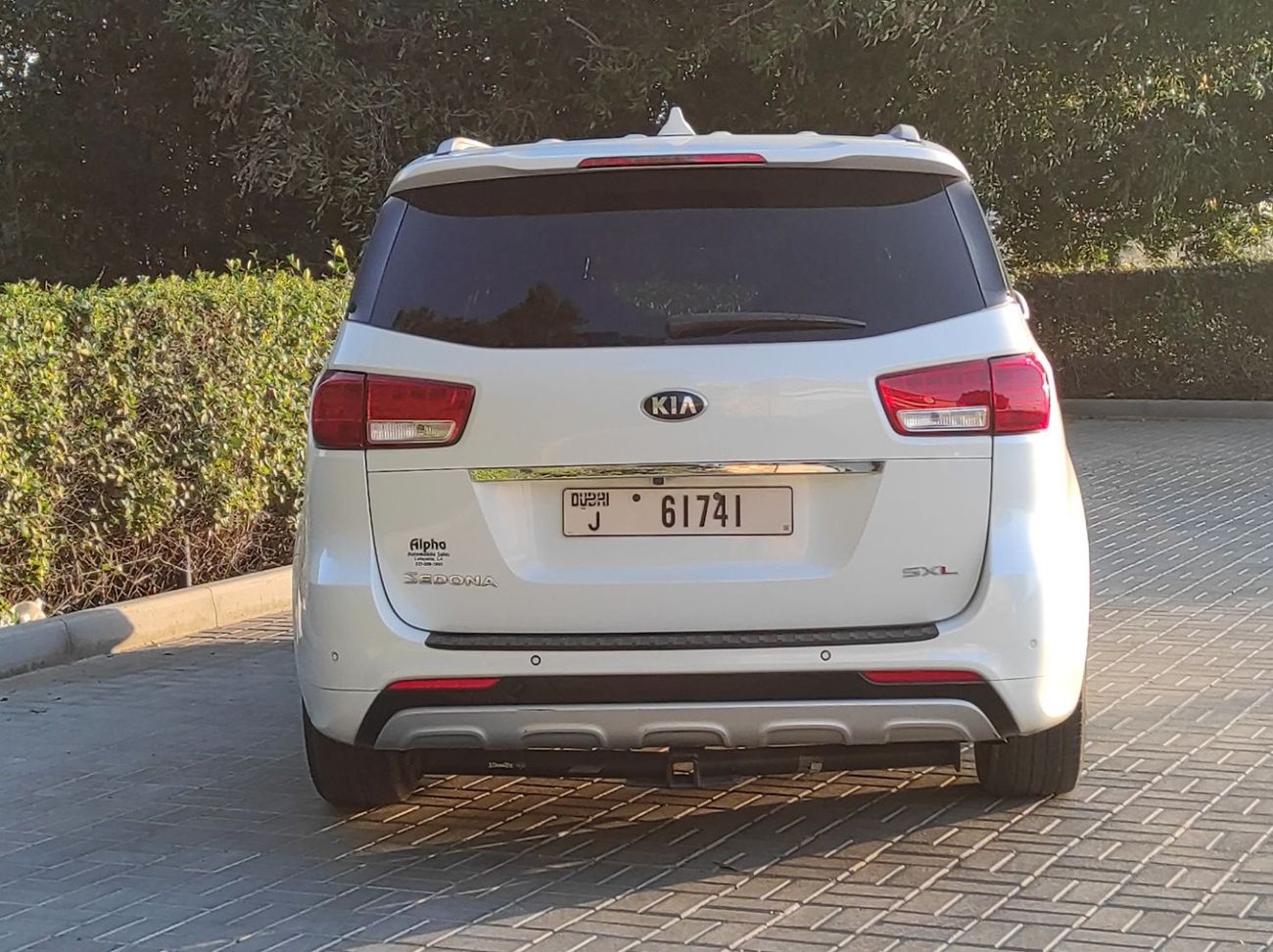 Kia Sedona Kia Sedona 2015 7 seater full options no1