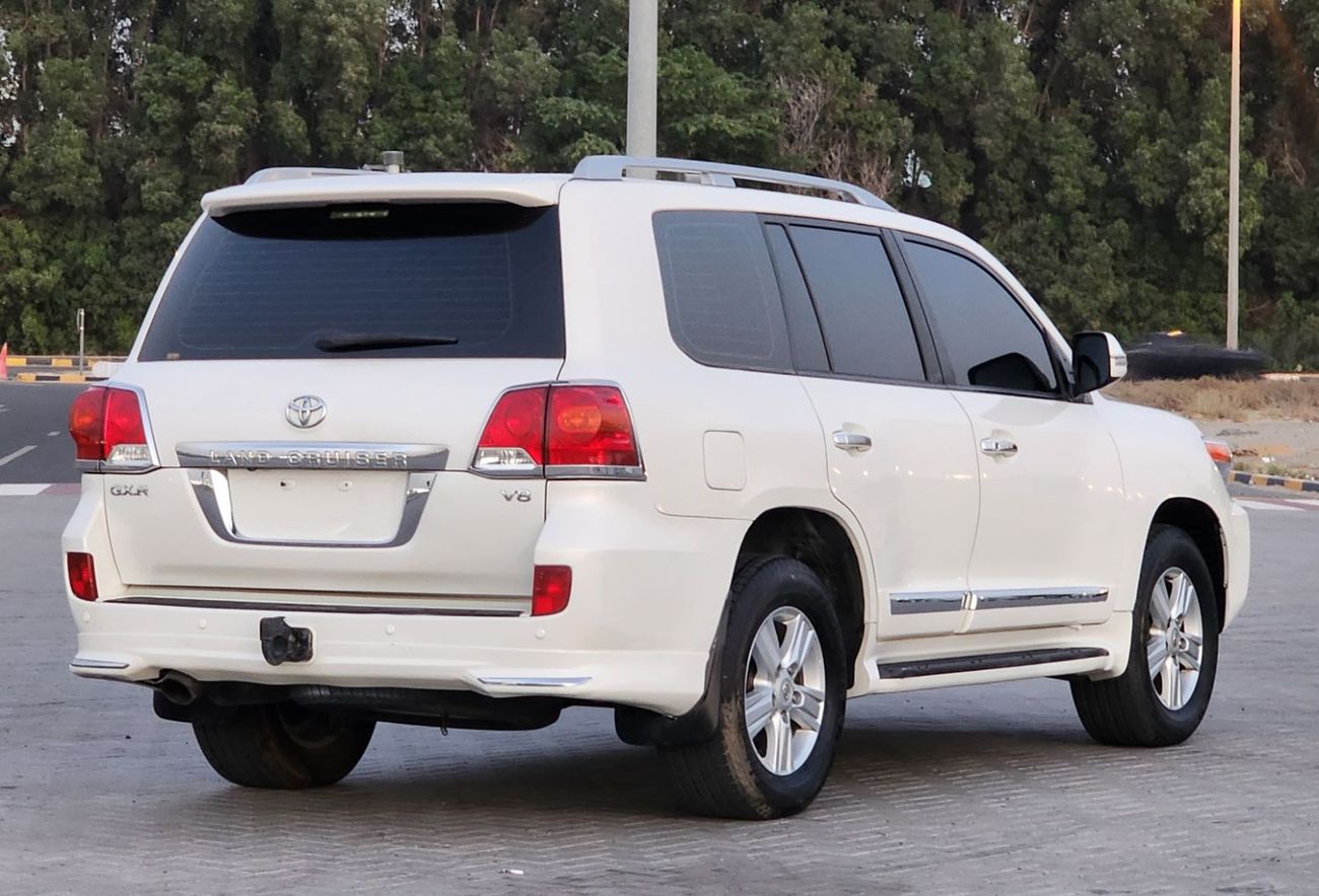 Toyota Land Cruiser GXR+ 4.6L