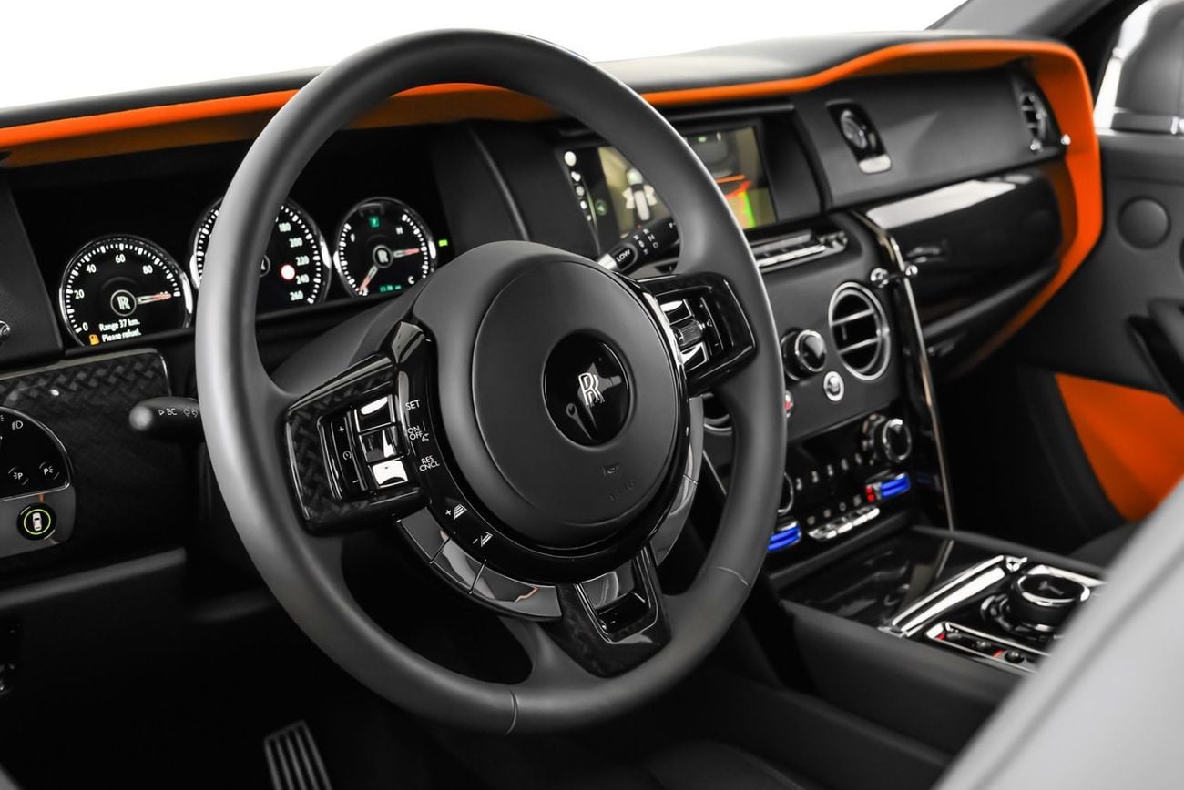 Rolls Royce Cullinan BLACK BADGE