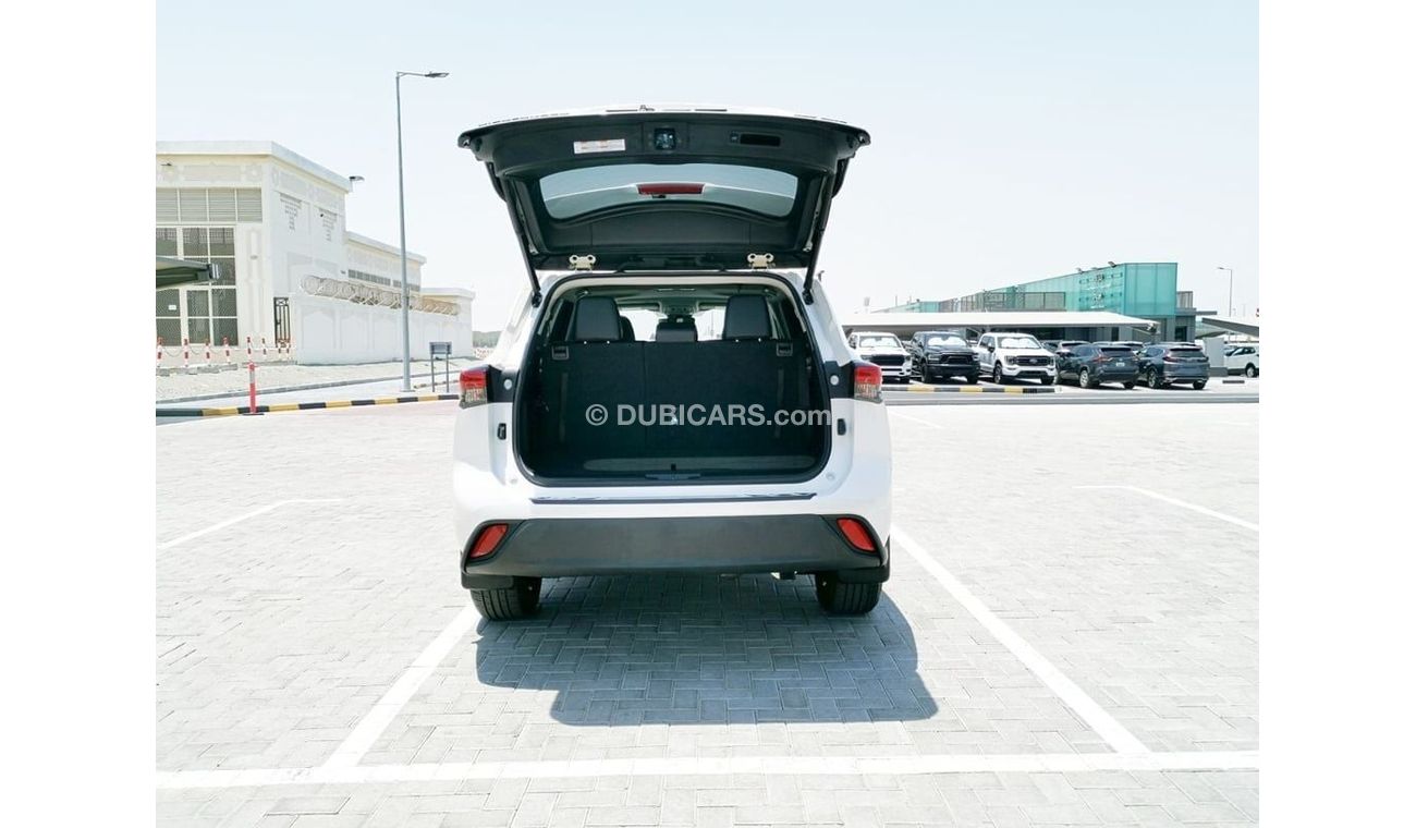 Toyota Highlander Toyota Highlander XLE-2021-White